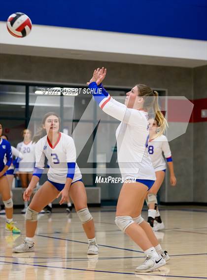 Thumbnail 2 in Bradshaw Christian @ Folsom photogallery.