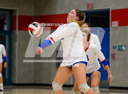 Thumbnail 2 in Bradshaw Christian @ Folsom photogallery.