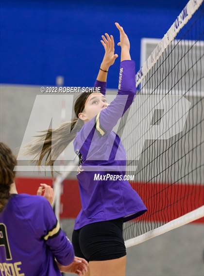 Thumbnail 3 in Bradshaw Christian @ Folsom photogallery.