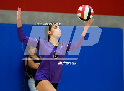 Thumbnail 2 in Bradshaw Christian @ Folsom photogallery.