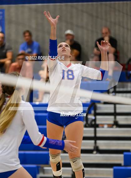 Thumbnail 1 in Bradshaw Christian @ Folsom photogallery.