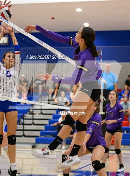 Thumbnail 2 in Bradshaw Christian @ Folsom photogallery.