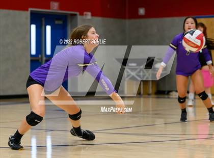 Thumbnail 2 in Bradshaw Christian @ Folsom photogallery.