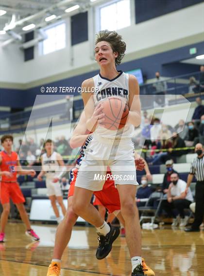 Thumbnail 2 in Timpview vs. Corner Canyon (CC Winter Invitational) photogallery.