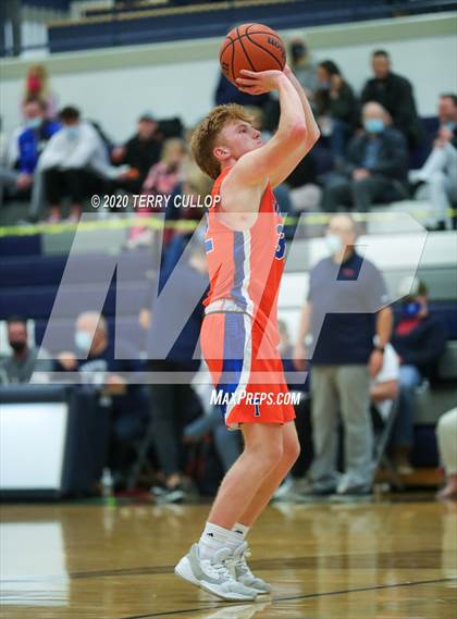 Thumbnail 3 in Timpview vs. Corner Canyon (CC Winter Invitational) photogallery.