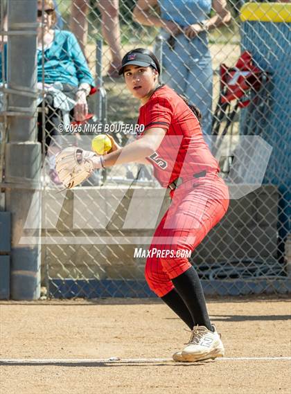 Thumbnail 2 in Harvard-Westlake vs Dos Pueblos (CIF-SS D4 Quarter Final) photogallery.