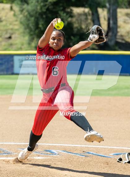 Thumbnail 3 in Harvard-Westlake vs Dos Pueblos (CIF-SS D4 Quarter Final) photogallery.
