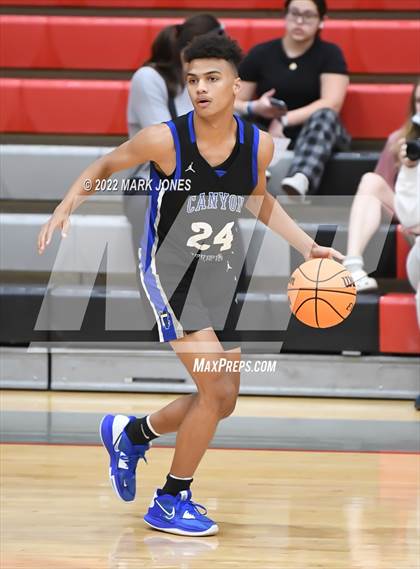 Thumbnail 2 in Canyon View vs. Maryvale (Phoenix Union High Classic) photogallery.