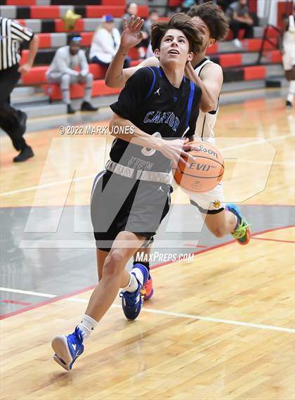 Thumbnail 2 in Canyon View vs. Maryvale (Phoenix Union High Classic) photogallery.