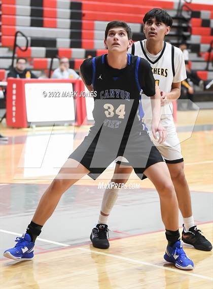 Thumbnail 3 in Canyon View vs. Maryvale (Phoenix Union High Classic) photogallery.
