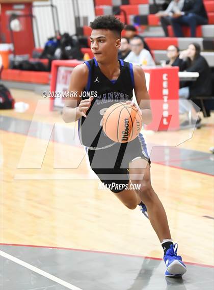 Thumbnail 3 in Canyon View vs. Maryvale (Phoenix Union High Classic) photogallery.