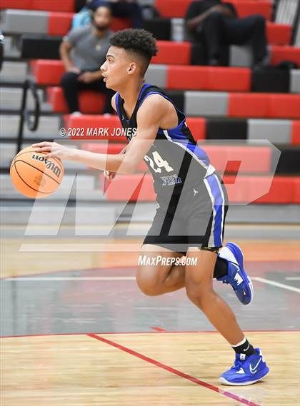 Thumbnail 2 in Canyon View vs. Maryvale (Phoenix Union High Classic) photogallery.