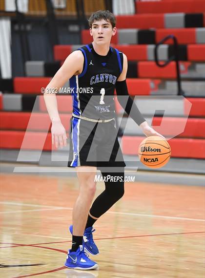 Thumbnail 3 in Canyon View vs. Maryvale (Phoenix Union High Classic) photogallery.