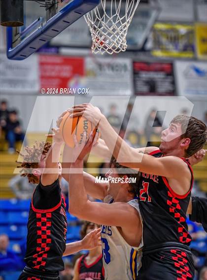 Thumbnail 3 in Russellville @ Mountain Home photogallery.