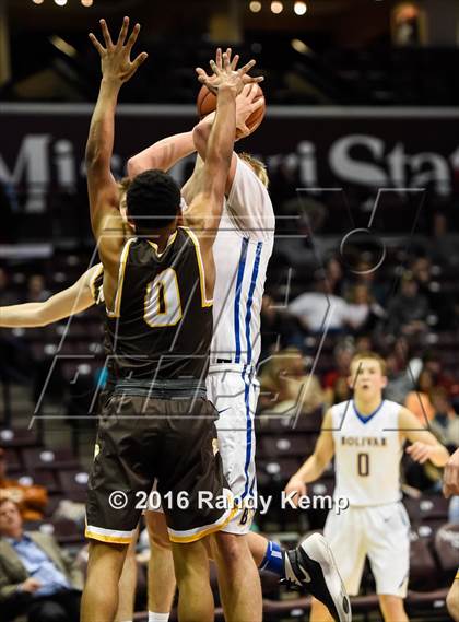 Thumbnail 2 in Kickapoo vs. Bolivar  (Bass Pro Tournament of Champions) photogallery.