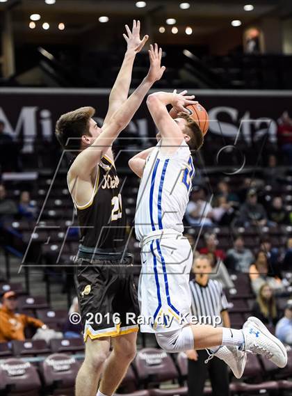 Thumbnail 3 in Kickapoo vs. Bolivar  (Bass Pro Tournament of Champions) photogallery.