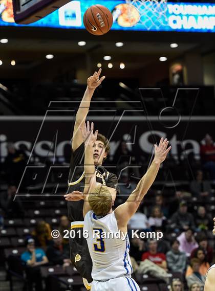 Thumbnail 3 in Kickapoo vs. Bolivar  (Bass Pro Tournament of Champions) photogallery.