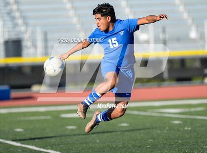 Thumbnail 2 in King City vs. Monterey (CIF CCS D4 Finals) photogallery.
