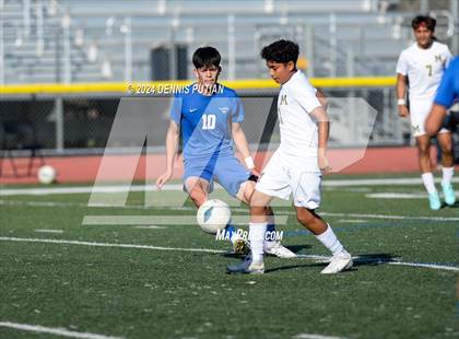 Thumbnail 1 in King City vs. Monterey (CIF CCS D4 Finals) photogallery.