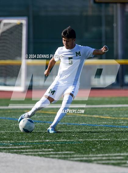 Thumbnail 2 in King City vs. Monterey (CIF CCS D4 Finals) photogallery.