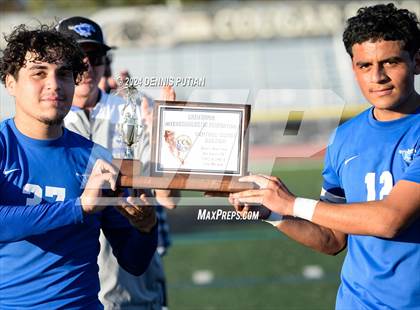 Thumbnail 2 in King City vs. Monterey (CIF CCS D4 Finals) photogallery.