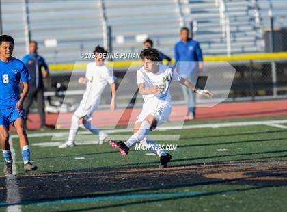Thumbnail 3 in King City vs. Monterey (CIF CCS D4 Finals) photogallery.