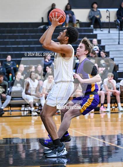 Thumbnail 1 in Lancaster Catholic @ Berks Catholic photogallery.