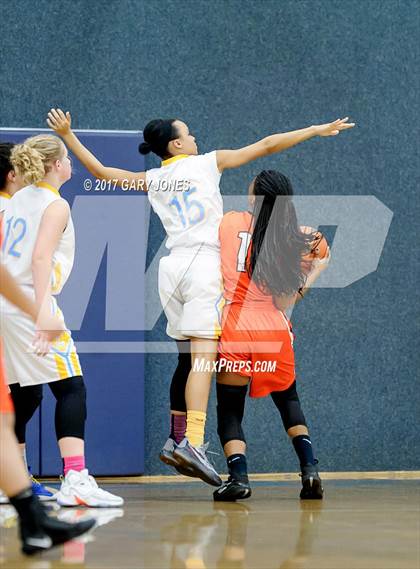 Thumbnail 3 in Foothill @ Center photogallery.