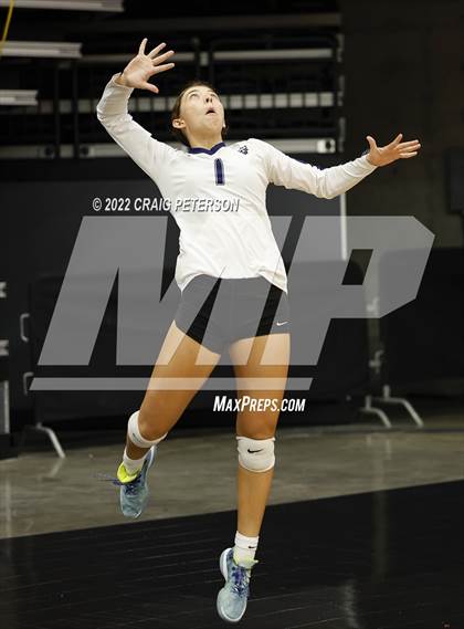 Thumbnail 2 in Timpanogos vs. Northridge (UHSAA 5A Quarterfinal Loss) photogallery.