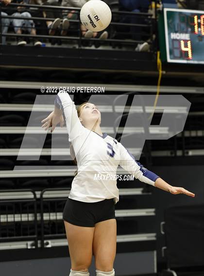 Thumbnail 3 in Timpanogos vs. Northridge (UHSAA 5A Quarterfinal Loss) photogallery.