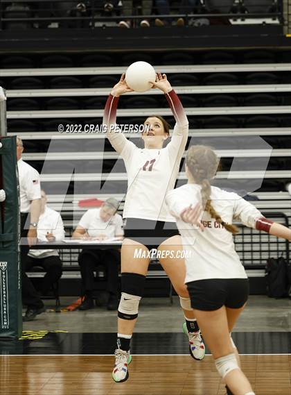 Thumbnail 3 in Timpanogos vs. Northridge (UHSAA 5A Quarterfinal Loss) photogallery.