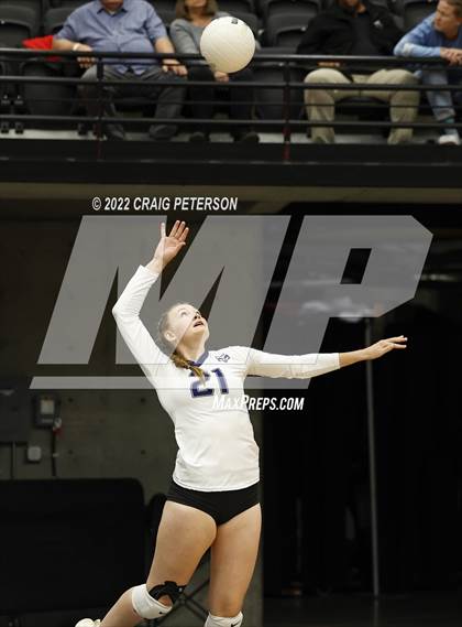 Thumbnail 3 in Timpanogos vs. Northridge (UHSAA 5A Quarterfinal Loss) photogallery.