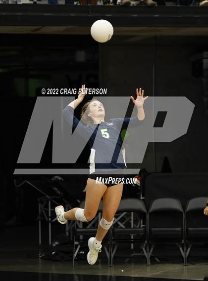 Thumbnail 3 in Timpanogos vs. Northridge (UHSAA 5A Quarterfinal Loss) photogallery.