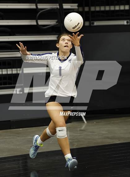 Thumbnail 1 in Timpanogos vs. Northridge (UHSAA 5A Quarterfinal Loss) photogallery.