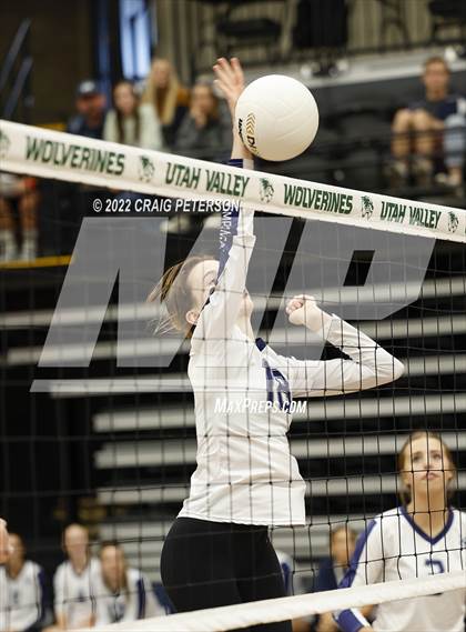 Thumbnail 3 in Timpanogos vs. Northridge (UHSAA 5A Quarterfinal Loss) photogallery.