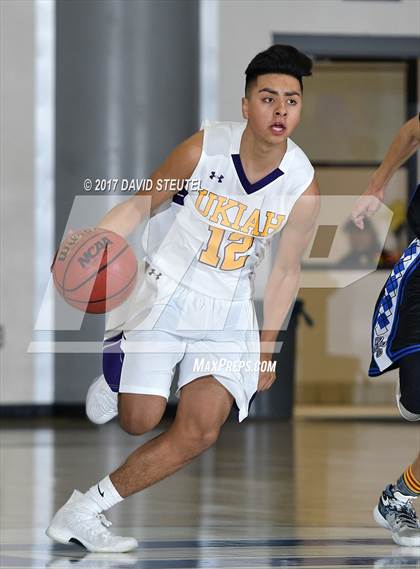 Thumbnail 3 in Bear Creek vs. Ukiah (Les Curry Invitational) photogallery.