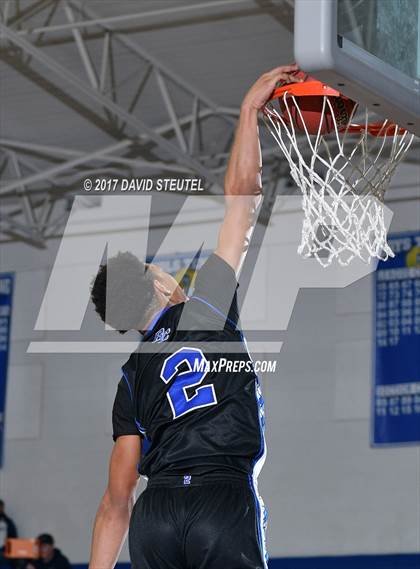 Thumbnail 3 in Bear Creek vs. Ukiah (Les Curry Invitational) photogallery.