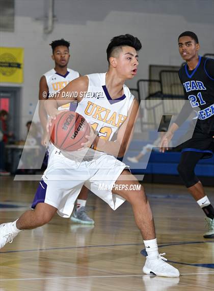 Thumbnail 1 in Bear Creek vs. Ukiah (Les Curry Invitational) photogallery.