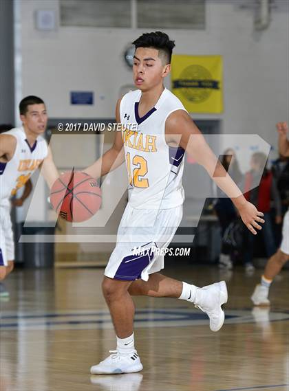 Thumbnail 3 in Bear Creek vs. Ukiah (Les Curry Invitational) photogallery.