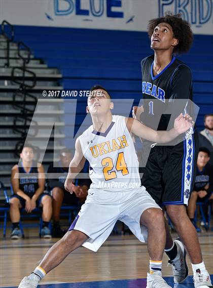 Thumbnail 1 in Bear Creek vs. Ukiah (Les Curry Invitational) photogallery.