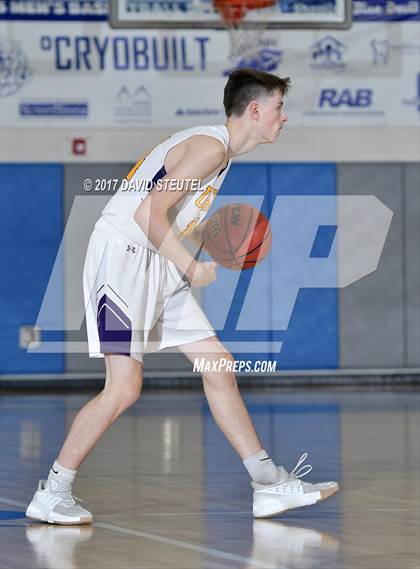Thumbnail 1 in Bear Creek vs. Ukiah (Les Curry Invitational) photogallery.