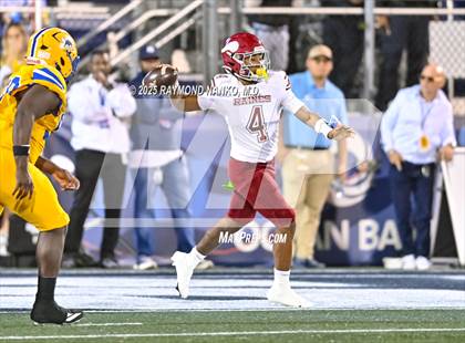 Thumbnail 3 in Raines vs. Northwestern (FHSAA 3A Final) photogallery.