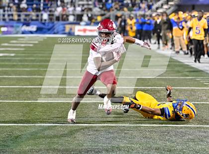 Thumbnail 2 in Raines vs. Northwestern (FHSAA 3A Final) photogallery.