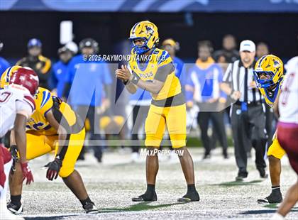 Thumbnail 2 in Raines vs. Northwestern (FHSAA 3A Final) photogallery.