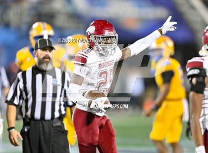 Thumbnail 2 in Raines vs. Northwestern (FHSAA 3A Final) photogallery.