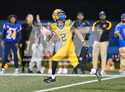 Thumbnail 2 in Raines vs. Northwestern (FHSAA 3A Final) photogallery.