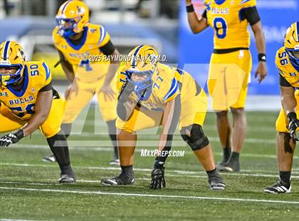 Thumbnail 2 in Raines vs. Northwestern (FHSAA 3A Final) photogallery.