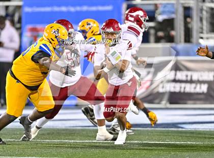 Thumbnail 3 in Raines vs. Northwestern (FHSAA 3A Final) photogallery.