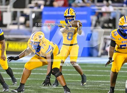 Thumbnail 3 in Raines vs. Northwestern (FHSAA 3A Final) photogallery.