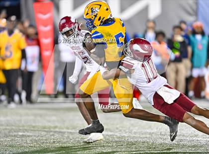 Thumbnail 2 in Raines vs. Northwestern (FHSAA 3A Final) photogallery.
